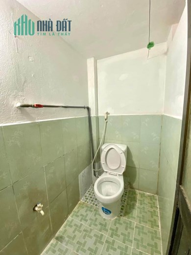 Bán đất tặng nhà C4 có 3 phòng trọ, 5x12m, 3Tỷ nhỉnh, HXH Thạnh Lộc, Quận 12