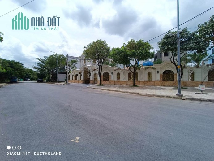 Bán 300m2 đất đường xe công Lê Thị Riêng, Thới An, Quận 12 hơn 30tr/m2