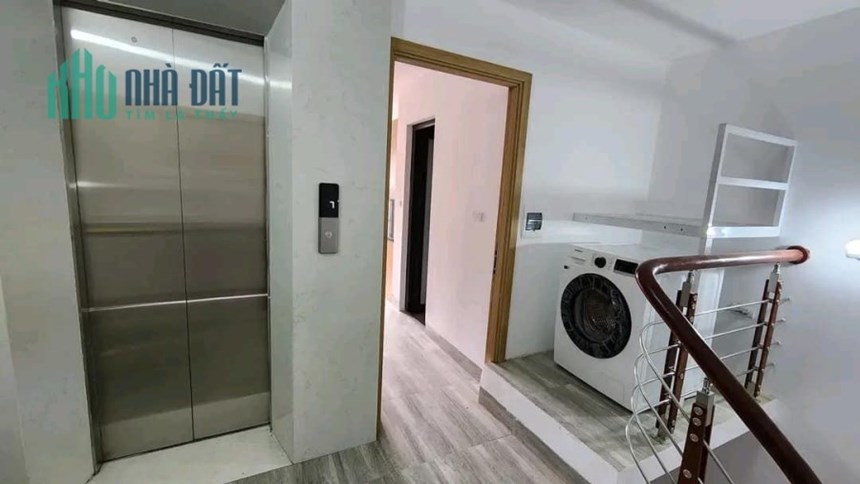 TÒA CCMN CAO CẤP Q. ĐỐNG ĐA_THANG MÁY_Ô TÔ DT 80M2 X 7T GIÁ 12,5 TỶ DOANH THU 1TỶ/NĂM