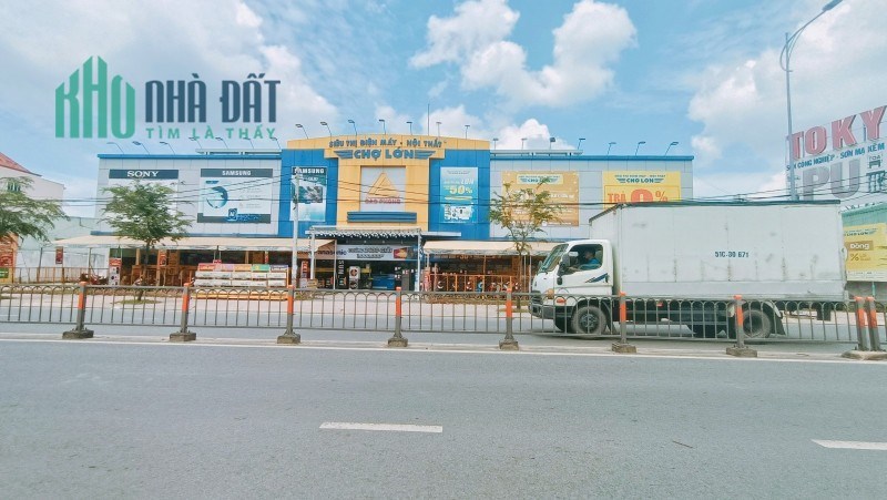 Bán Nhà Mặt Tiền Tô Ký Hóc Môn 165m2 Giá 14 Tỷ 5 Kinh Doanh Ngay