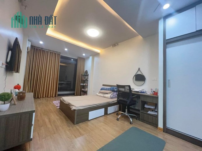 Nhà tự xây Phố Bạch Đằng, Hai Bà Trưng, 27m ra ô tô tránh, tặng nội thất xịn. Diện tích 50m, 4
