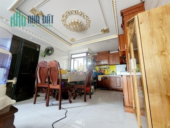 Bán Nhà Hiệp Bình Chánh Thủ Đức 5 Tầng Đúc Mới 72m2 Nhỉnh 8 Tỷ