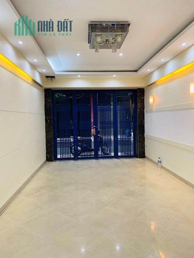 Cho thuê nhà nguyên căn, hộ gia đình, KD online 68m2, 5T, 4N, ô tô, Xuân La