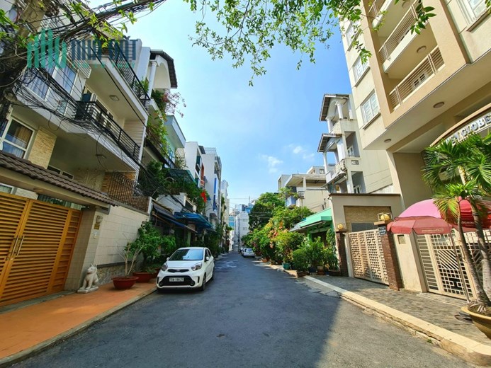 Cho thuê nhà hẻm 139 Hoàng Văn Thụ P4 Tân Bình, 120m2,hẻm xe tải chỉ 18 triệu
