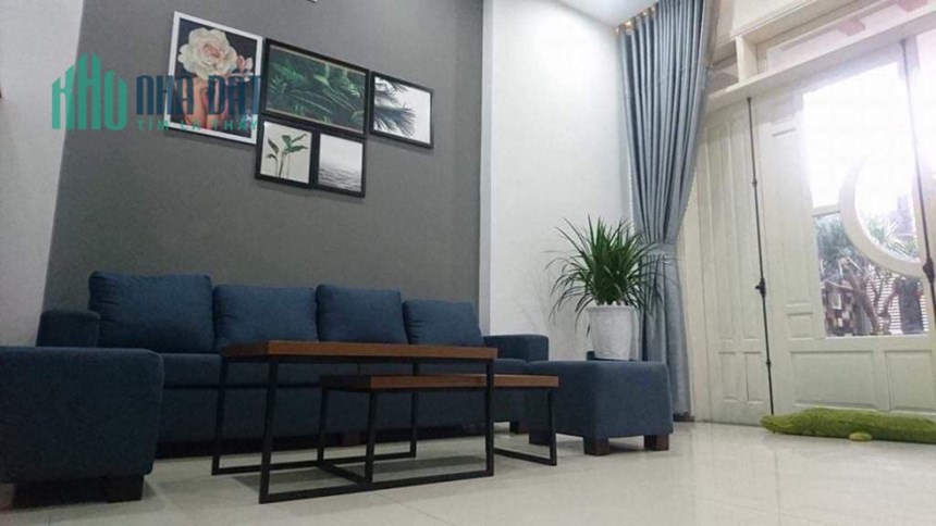 BÁN NHÀ 3 TẦNG FULL NỘI THẤT - TRUNG TÂM  HẢI CHÂU - Ô TÔ ĐỖ TRONG SÂN, VÀO Ở NGAY