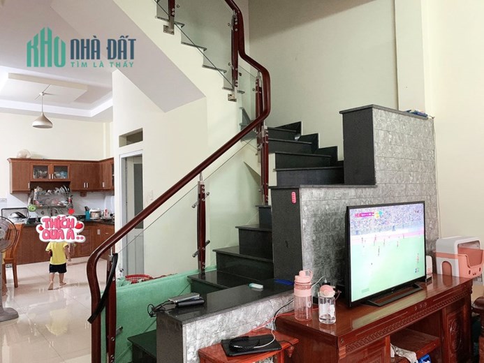 HƠN 104M2, NGANG 6M, HẺM XE TẢI TRÁNH THẠNH LỘC Q12, 2 TẦNG BTCT, KHÔNG LỘ GIỚI CHỈ HƠN 3 TỶ.