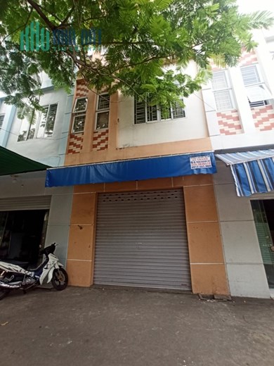 Bán nhà giá rẻ phố Thiên Lôi, 40m 3 tầng, GIÁ 1.75 tỉ ngõ ô.tô đỗ cửa