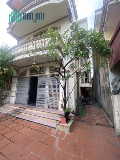 Bán nhà sân vườn tuyến 2 An Đà, diện tích 168m 3 tầng , ngõ ô.tô GIÁ 8.4 tỉ
