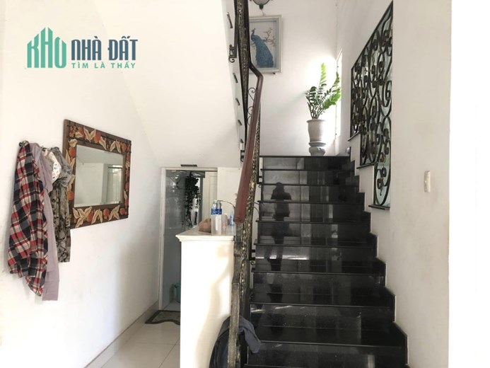 Bán Gấp Biệt thự Hiệp Bình Chánh, Gần Giga Mall Phạm Văn Đồng, DT 270m2, 6PN, Giá Cực Mềm