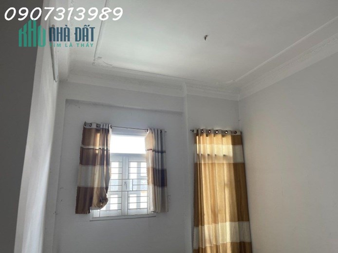 Nhà có 3 phòng trống cho thuê đường Bình Phú quận 6: