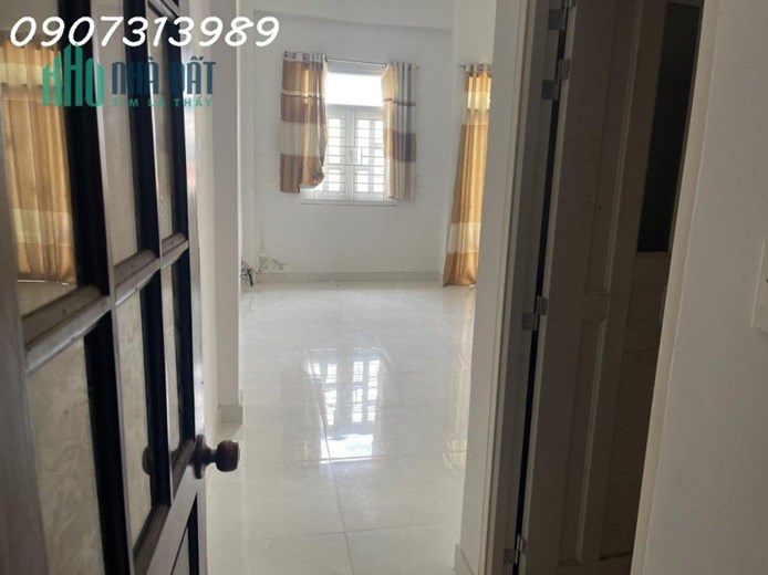 Nhà có 3 phòng trống cho thuê đường Bình Phú quận 6: