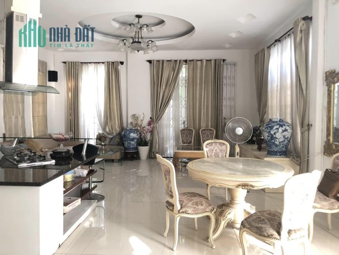 Bán Gấp Biệt thự Hiệp Bình Chánh, Gần Giga Mall Phạm Văn Đồng, DT 270m2, 6PN, Giá Cực Mềm