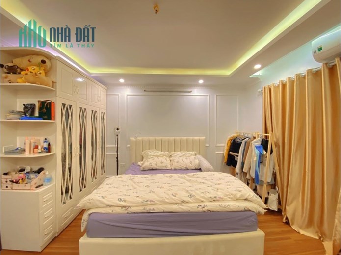 Siêu ngon! Chùa Láng, ko lỗi gì, gần phố, gần hồ, ba gác tránh, 36m x 4T, chỉ 4.2 tỷ