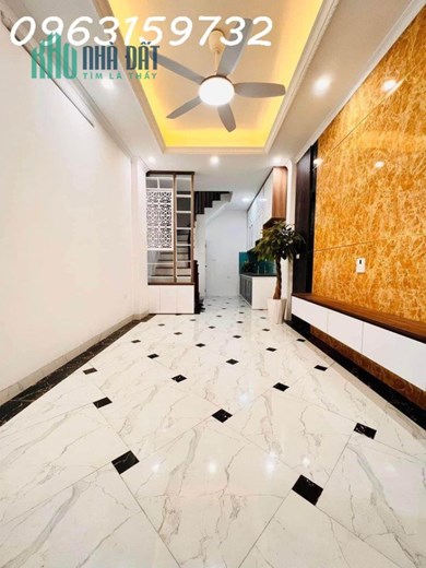 BÁN NHÀ QUAN NHÂN THANH XUÂN , GẦN Ô TÔ TRÁNH 38M2 6 TẦNG NHỈNH 4 TỶ