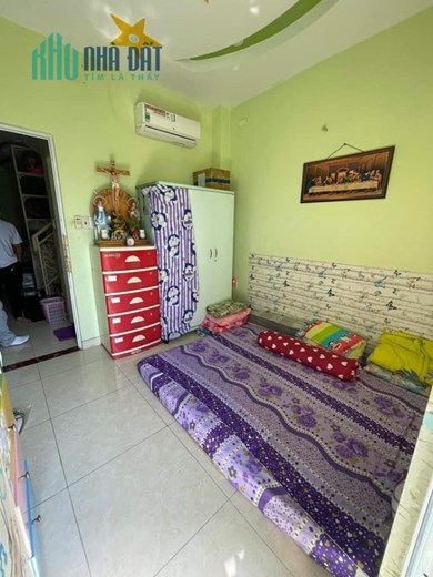 BÁN NHÀ QUẬN 12 - SÁT MẶT TIỀN - 36M2 - 4 TẦNG - GIÁ CHỈ 3,5 TỶ THƯƠNG LƯỢNG.