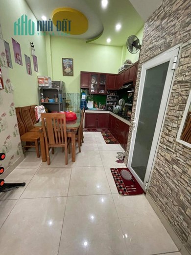 BÁN NHÀ QUẬN 12 - SÁT MẶT TIỀN - 36M2 - 4 TẦNG - GIÁ CHỈ 3,5 TỶ THƯƠNG LƯỢNG.