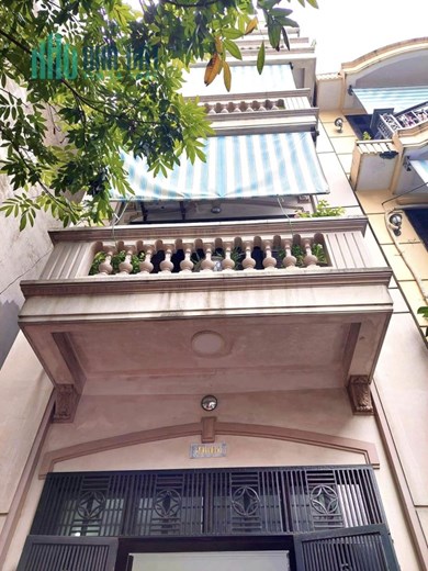 Bán nhà phố Hoàng Cầu 124m2 x 4Tầng, 10m ra phố ngõ thông Đặng Tiến Đông, giá 12 tỷ 0969693855