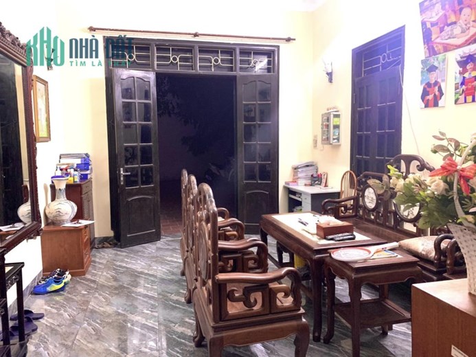 Bán nhà phố Hoàng Cầu 124m2 x 4Tầng, 10m ra phố ngõ thông Đặng Tiến Đông, giá 12 tỷ 0969693855