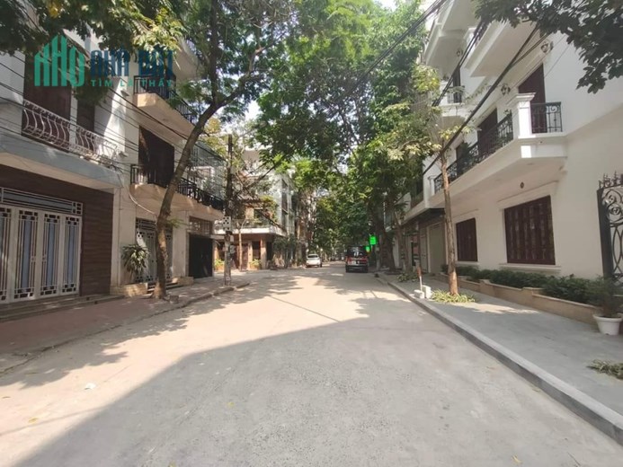 Biệt Thự Phân Lô Tây Hồ, Cạnh Ngoại Giao Đoàn, Đường 12m, Vỉa Hè 3m, 101m Mt 6m 6 Tầng Thang Máy