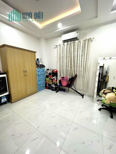 NHÀ ĐẸP KHU KHANG TRANG, ĐƯỜNG NHỰA 8M THÔNG NGAY TÔ HIỆU HÒA BÌNH. 4X14.5, 4 TẦNG. GIÁ 7.5 TỶ TL