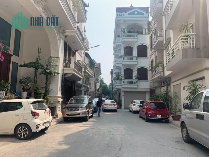 Bán Nhà Lê Đức Thọ, Gần Công Viên Hồ Điều Hòa Mai Dịch, Ngõ Thông Oto Gần Phố, 51m 8.9Tỷ
