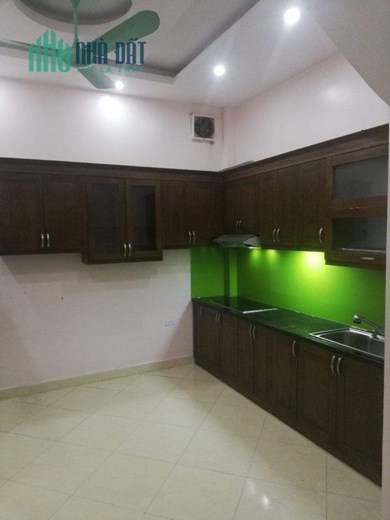 Cho thuê nhà nguyên căn, hộ gia đình, Xuân Đỉnh, 40m2, 4T, 5m, 3N, 10 triệu.