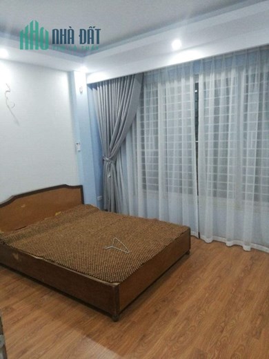 Cho thuê nhà nguyên căn, hộ gia đình, Xuân Đỉnh, 40m2, 4T, 5m, 3N, 10 triệu.