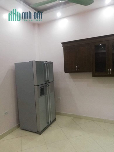 Cho thuê nhà nguyên căn, hộ gia đình, Xuân Đỉnh, 40m2, 4T, 5m, 3N, 10 triệu.