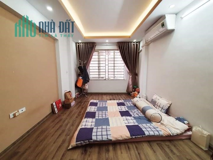 Em gái mặt phố Tây Sơn 40m 4 tầng mặt tiền cực rộng gần phố nhà chắc chắn ở ngay nhỉnh 4 tỷ