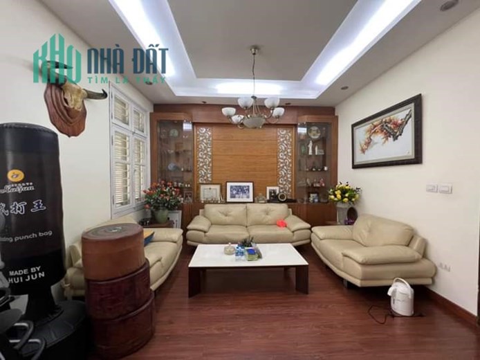 Bán Nhà KĐT Mới Dịch Vọng 99m2 x 5 tầng , phân lô ô tô tránh vỉa hè rộng , an sinh đỉnh cao.