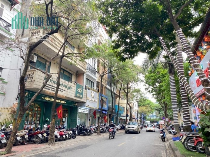 Bán gấp Mặt phố Đỗ Quang giá 30 tỷ, 70mx 6tầng, MT 4.2m, KD tốt