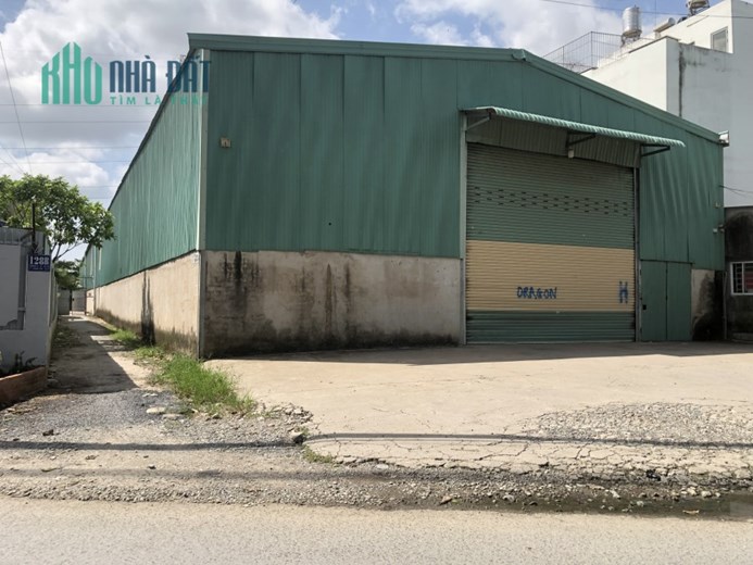 Kho xưởng cho thuê 1600m2 Thạnh Lộc Quận 12, gần Ql1A