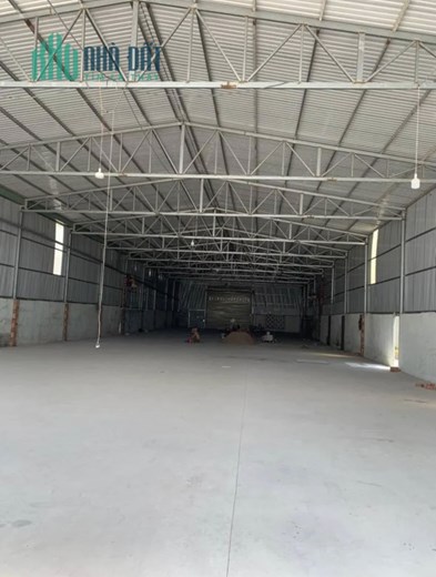 Kho xưởng cho thuê 1600m2 Thạnh Lộc Quận 12, gần Ql1A