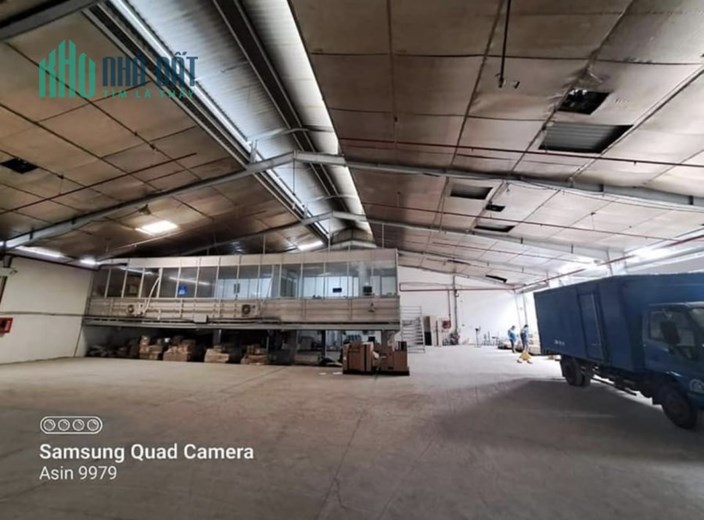 Cho thuê kho, nhà xưởng 2500m2 gần Ql1A An Phú Đông Quận 12