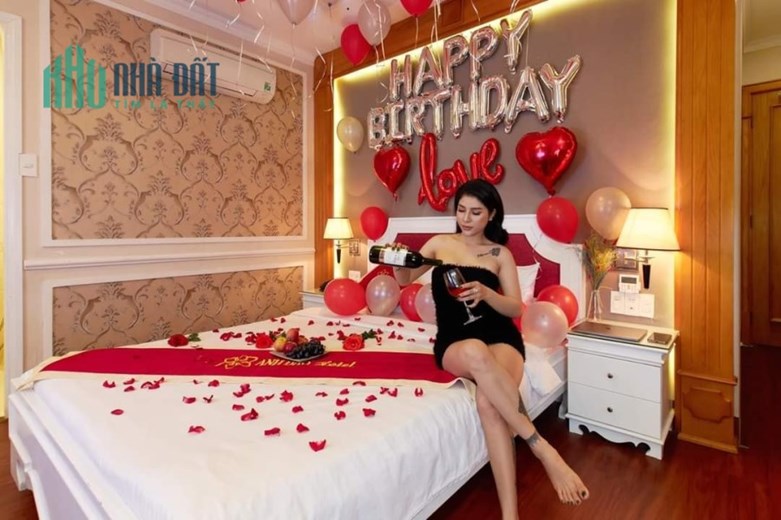 Khách sạn mặt tiền, khu Tên Lửa, thu nhập 300 triệu/th,  ngang 6m, 7 tầng, q Bình Tân
