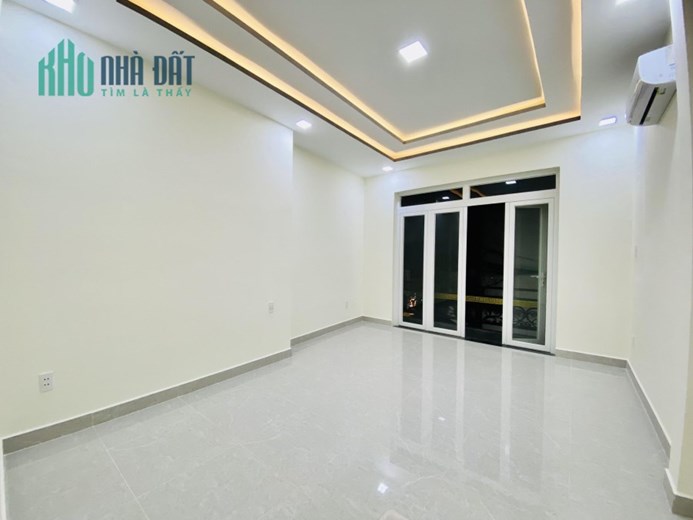 BÁN NHÀ HXH LÊ VĂN QUỚI BÌNH TÂN - 70M 3 TẦNG MỚI ĐẸP - SỔ VUÔNG - CHỈ 4.35 TỶ