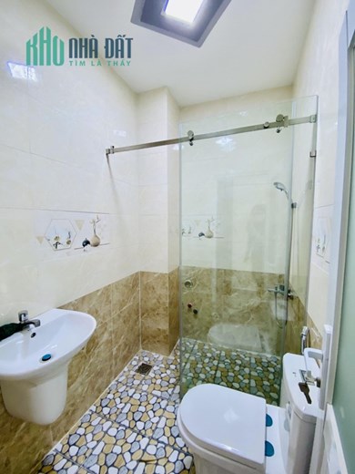 BÁN NHÀ HXH LÊ VĂN QUỚI BÌNH TÂN - 70M 3 TẦNG MỚI ĐẸP - SỔ VUÔNG - CHỈ 4.35 TỶ