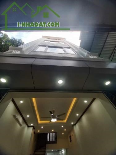 Bán nhà Tựu Liệt, sát mặt phố, 46m2, 5T, nhà đẹp, tiện ích ngập tràn, vào ở ngay 3,5 tỷ
