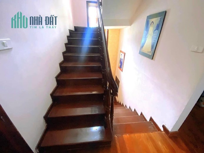 Bán nhà Xuân Thủy Cầu Giấy ô tô tránh 65m2 5 tầng mt8.3m chỉ 14.8 tỷ