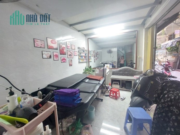 Ô TÔ 7 CHỖ QUA NHÀ - TRUNG TÂM QUẬN HAI BÀ TRƯNG - KINH DOANH - CHỈ 2,6TỶ