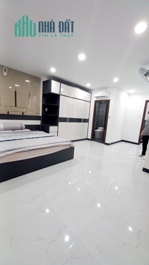 SIÊU PHẨM RA LÒ. NHÀ HUỲNH TẤN PHÁT, 5 TẦNG, 100m2, LỘ TRƯỚC NHÀ 8M, ĐI BỘ VÀI BƯỚC RA MT LỚN,