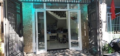 Cho thuê nhà 2 tầng mặt tiền Khuê Trung, Quận Cẩm Lệ, Đà Nẵng.