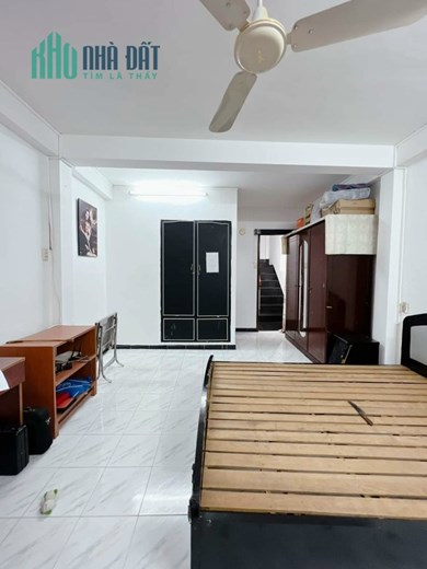 Nhà 5 Tầng 40m2  Oto đến nhà Tôn Đản GIÁ NHỈNH 8 tỷ