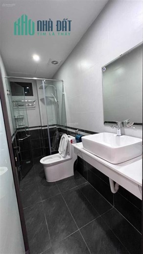 Siêu hiếm chỉ nhỉnh 2 tỷ có ngay căn nhà 5 tầng lại làng Kim Hoàng Vân Canh, 10 phút di chuyển lên