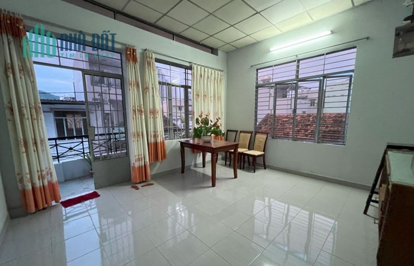 Bán nhà diện tích 76,8m2 ngõ hẻm đường Đặng Tất, p.Vĩnh Hải, Nha TRang.