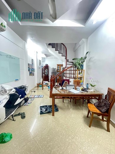 Bán Nhà Bạch Mai, 38m x 4 tầng, lô góc, ngõ thông rộng