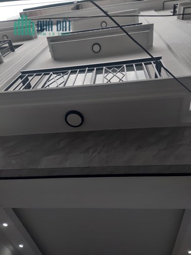 Bán nhà ngõ 279 Phố Đội Cấn, Ba Đình dt 35 m2 x 5 t mới tinh giá 5,39 tỷ
