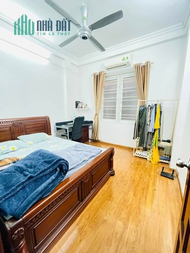 Bán Nhà Bạch Mai, 38m x 4 tầng, lô góc, ngõ thông rộng