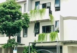 Cho thuê nhà đường Nguyễn Văn Tuôi, Bến Lức, nội thất mới làm
