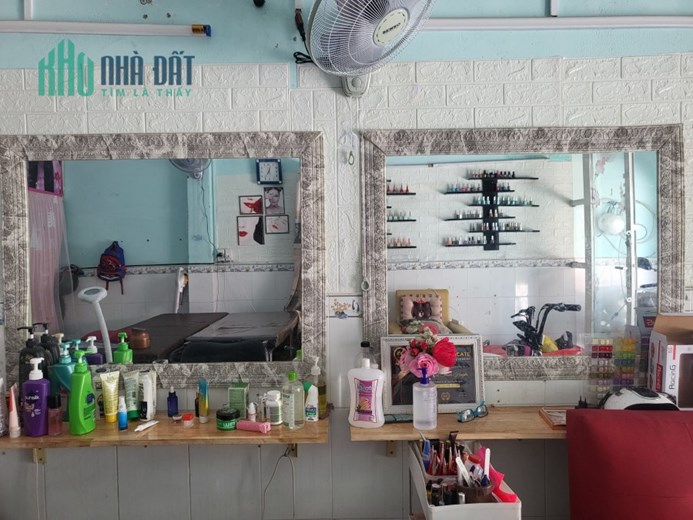 SANG NHƯỢNG TIỆM NAIL- MI – GỘI – PHUN XĂM ĐÃ SET UP VÀ HOẠT ĐỘNG CHI PHÍ CỰC THẤP
